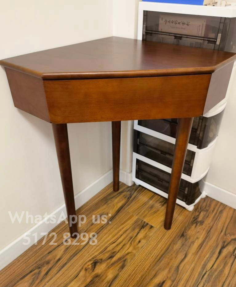 ๐๐๐๐ solid wood desk