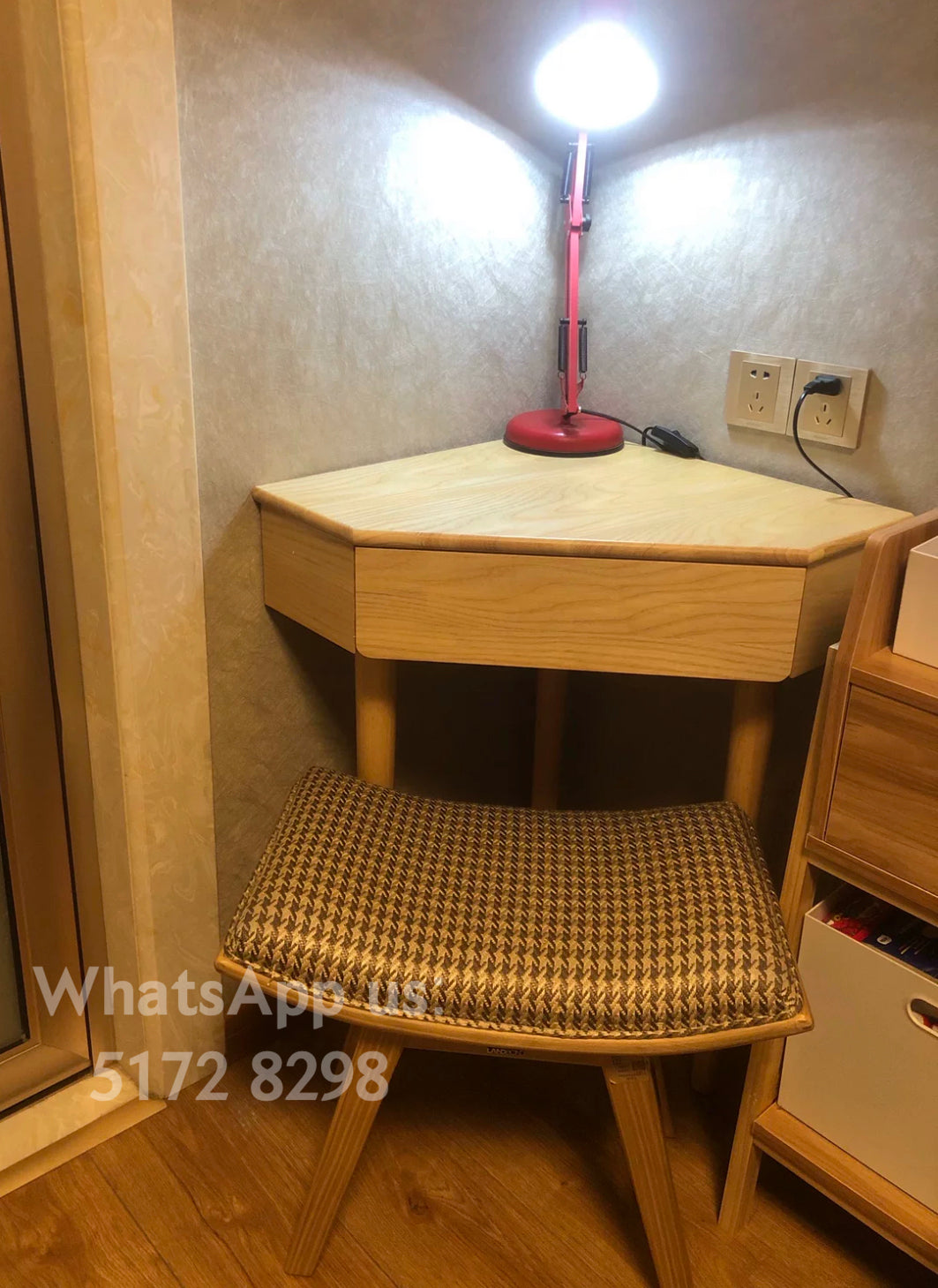 ๐๐๐๐ solid wood desk