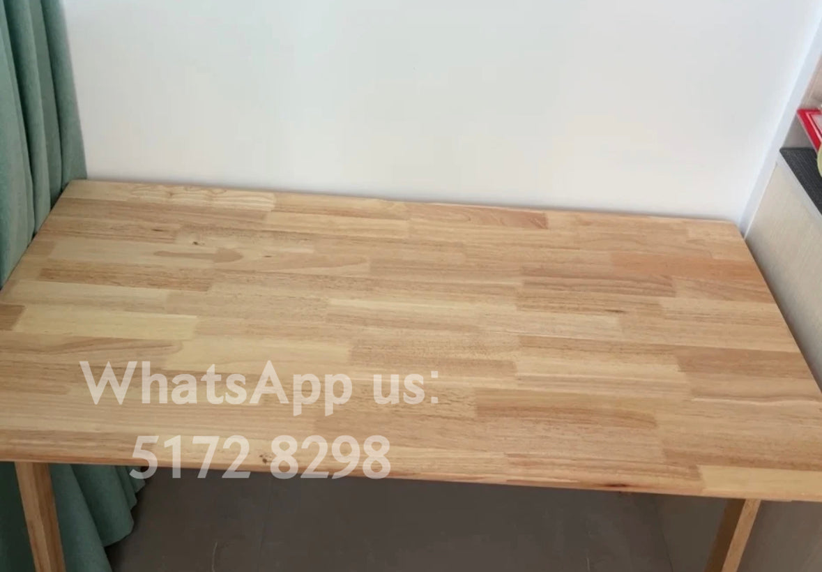๐๐๐๐ North American Oak Desk