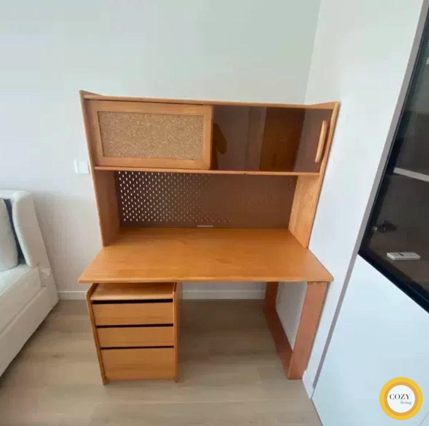 ๐๐๐๐ desk