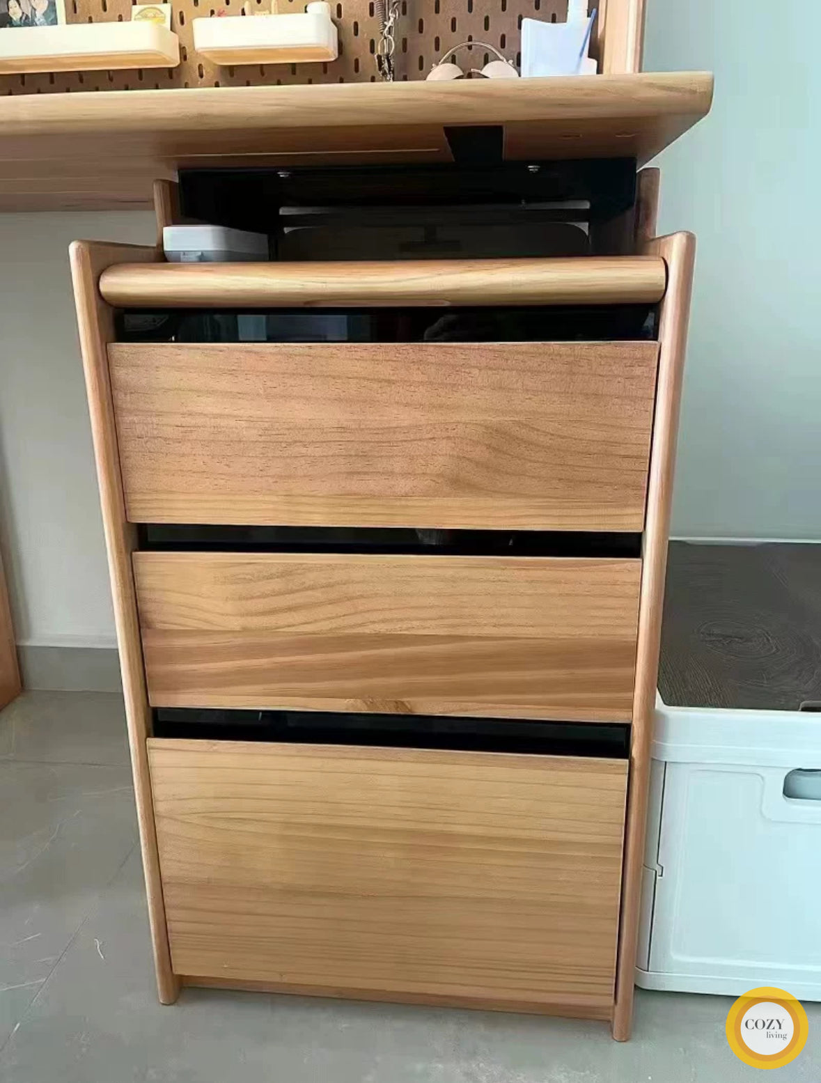 ๐๐๐๐ desk