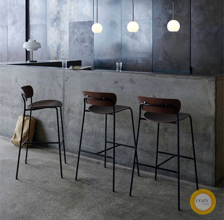 2 dining chairs