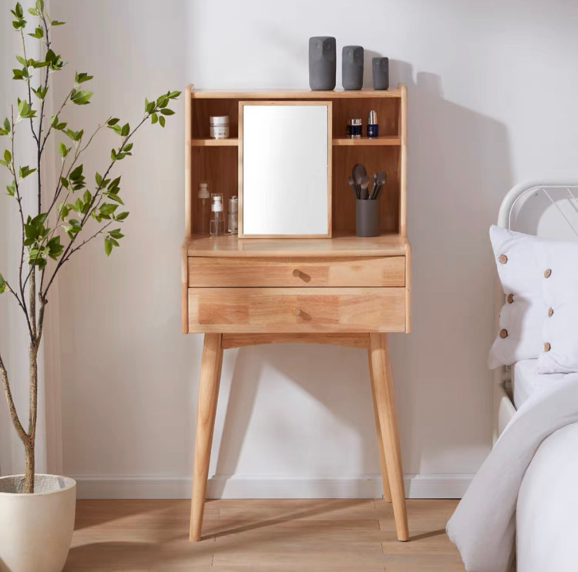 Solid wood dressing table D071