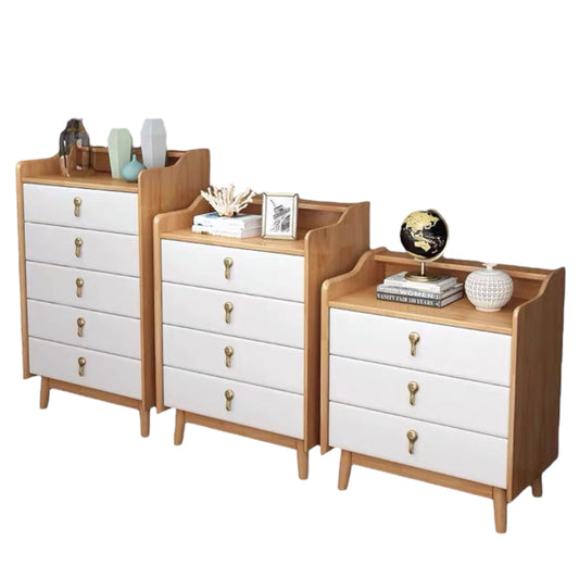 Solid wood chest with round legs