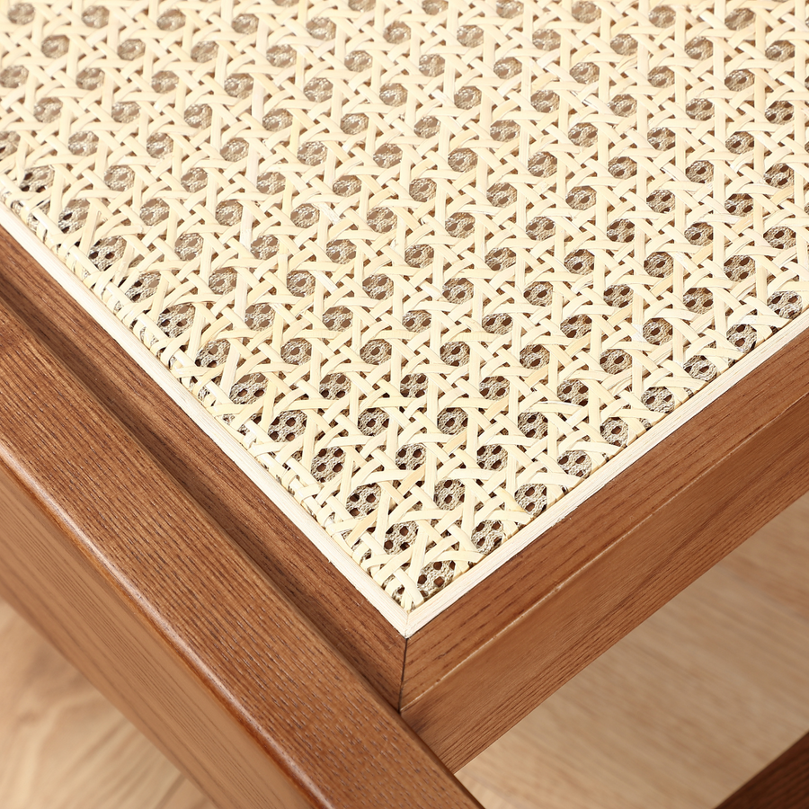 Decrescendo handmade rattan armchair
