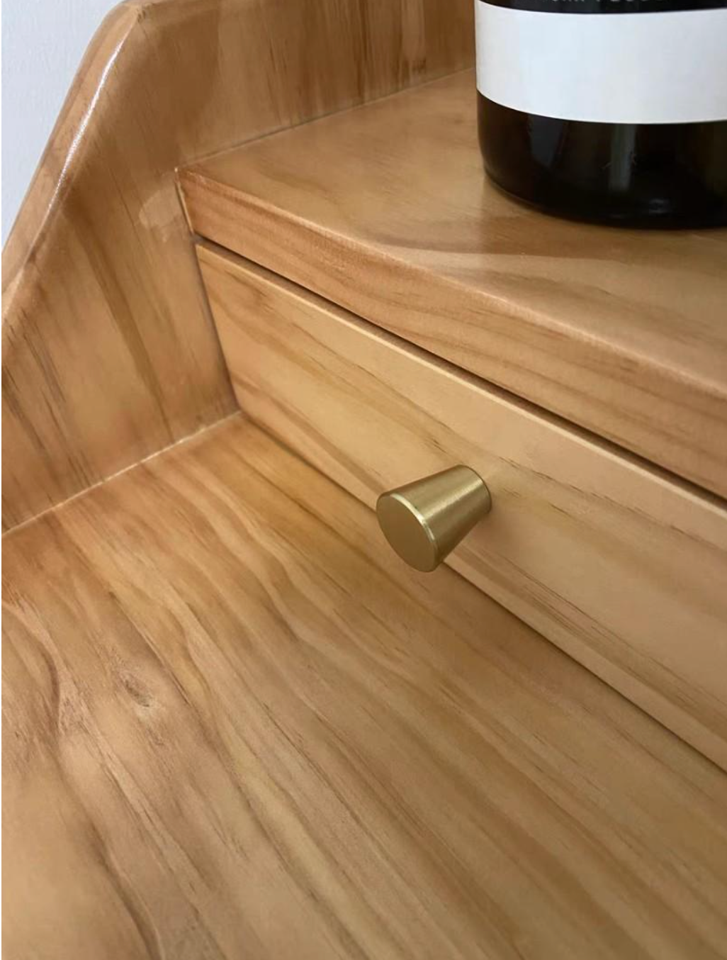 ๐๐๐๐ North American pine desk