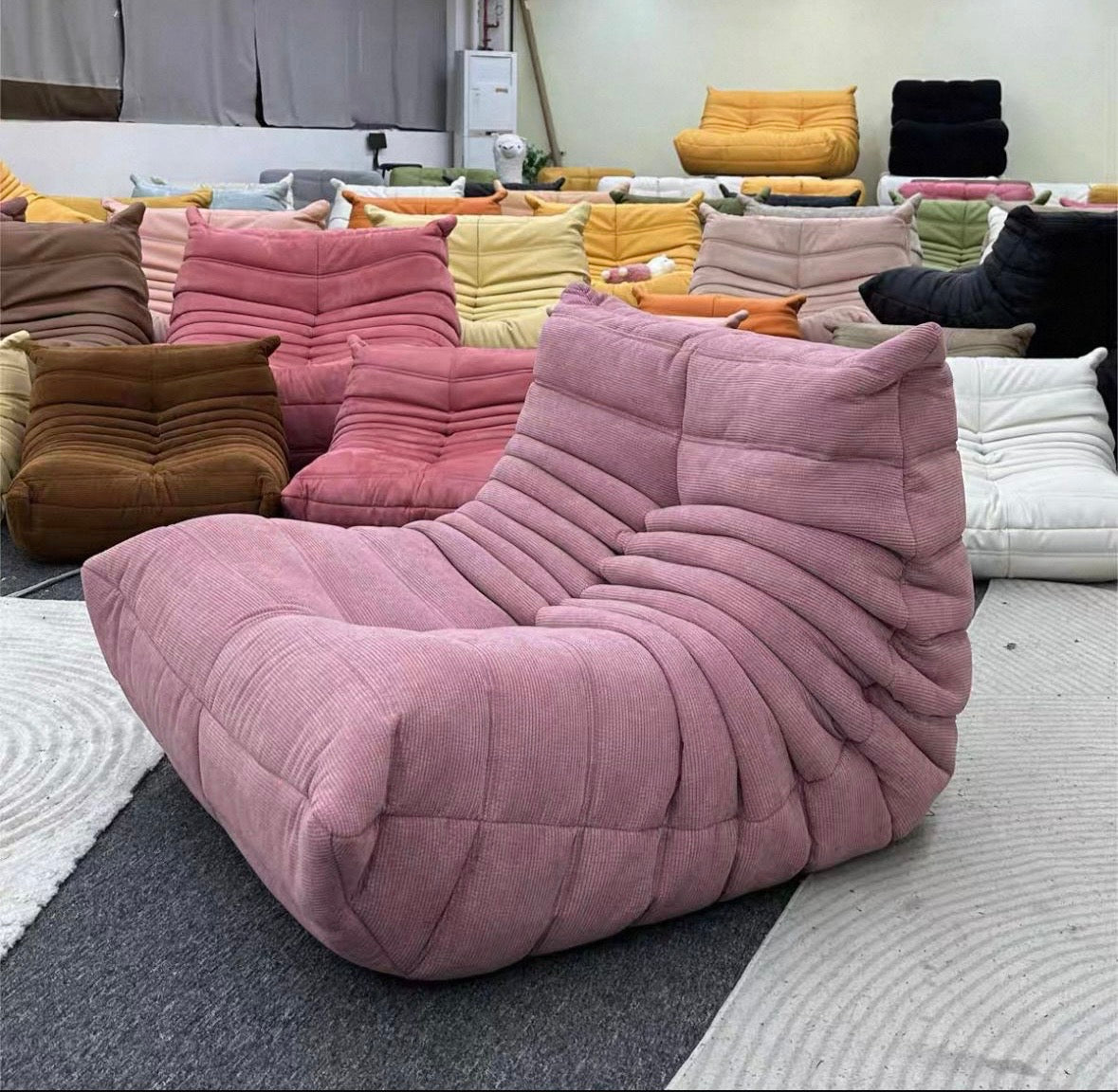 𝐋𝐢𝐠𝐧𝐞 𝐑𝐨𝐬𝐞𝐭 麂皮絨梳化椅