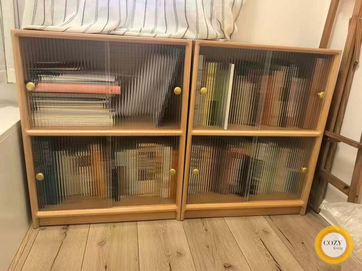 静かな角－實木玻璃展示櫃書櫃
