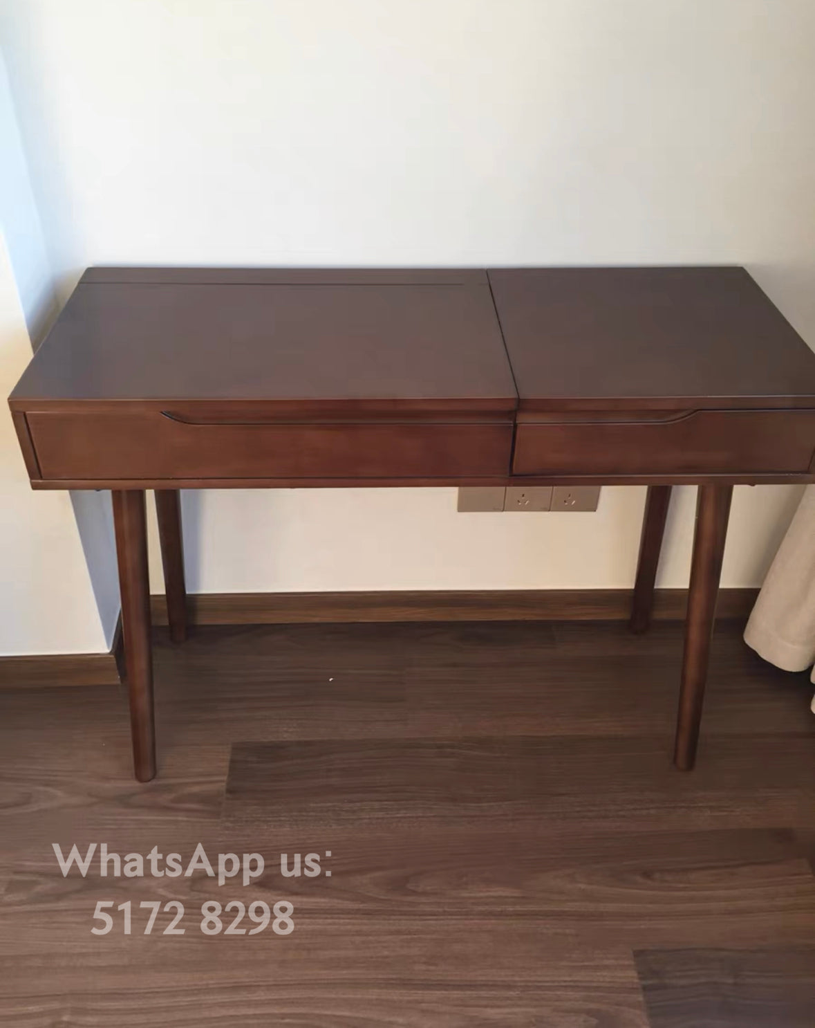 Solid wood dressing table D097 