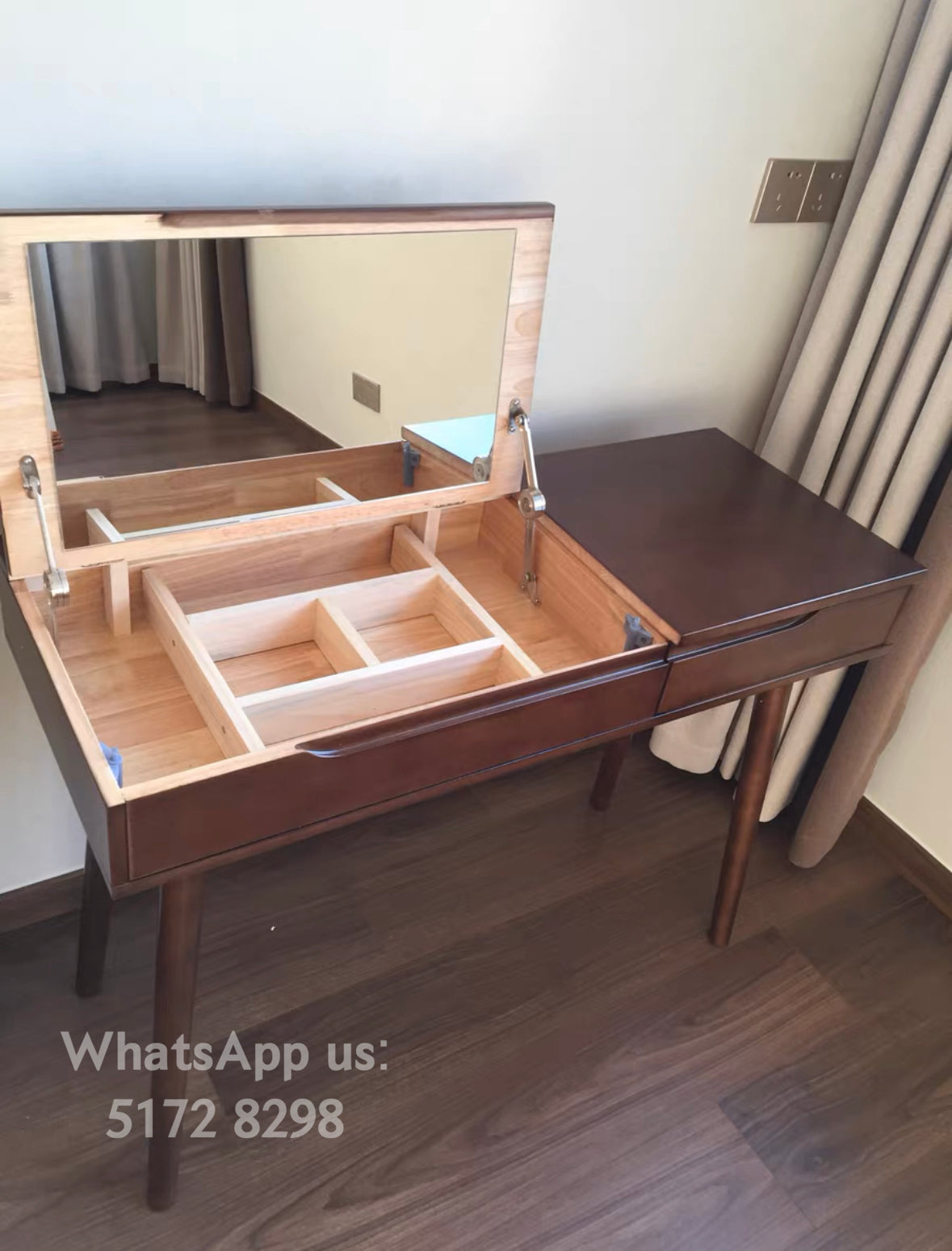 Solid wood dressing table D097 