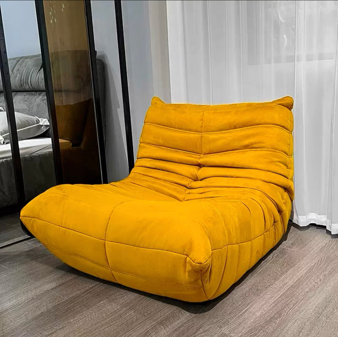 TÖGO suede sofa chair