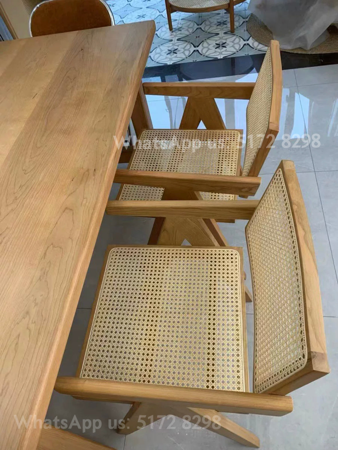 T028 dining table