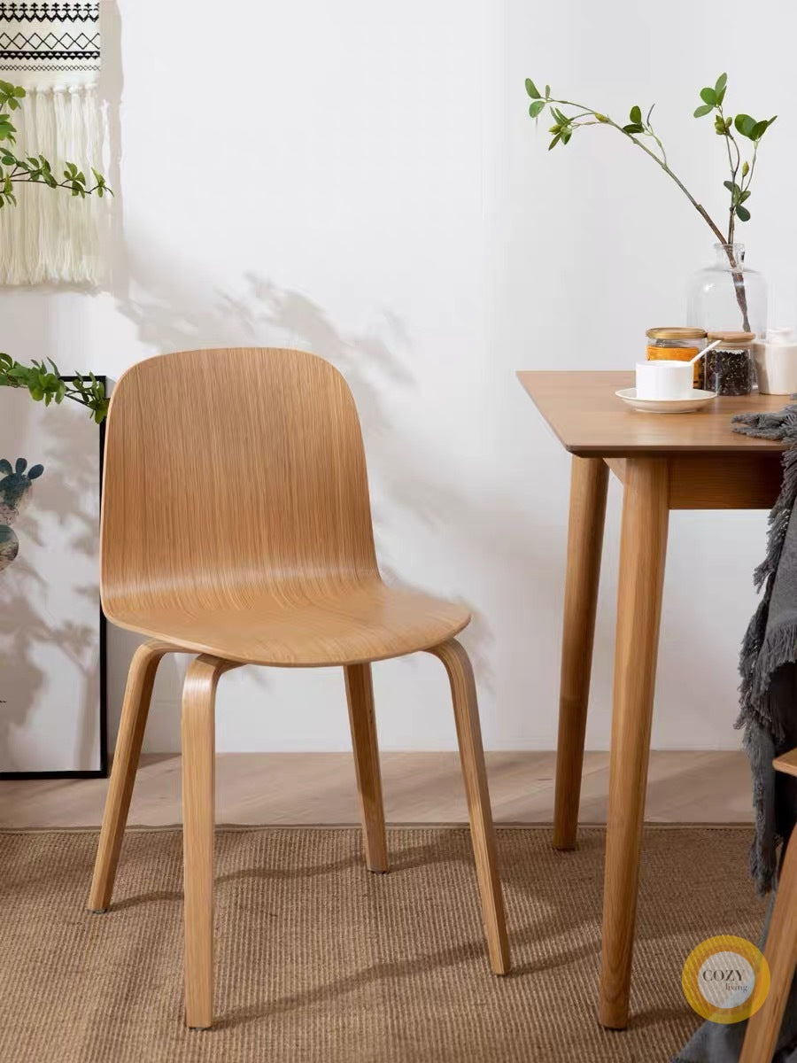 4 dining chairs 