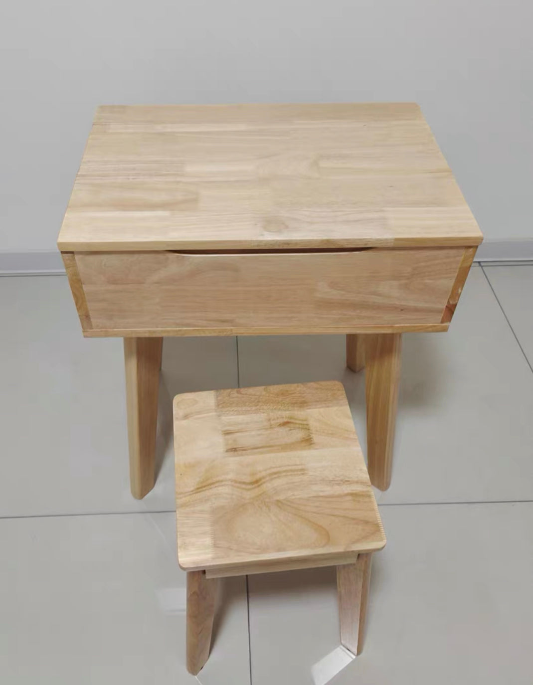 Solid wood dressing table D052 