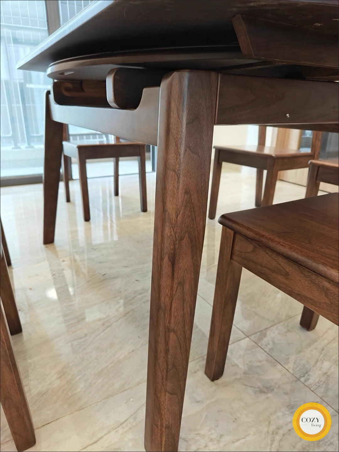 𝐅Ö𝐑𝐓𝐄 實木餐枱可伸縮圓餐枱